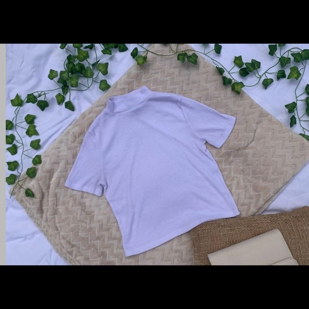 Ribbed white T-shirt